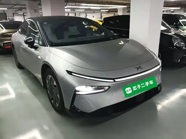 Xpeng P7+ — Фото автомобиля 3