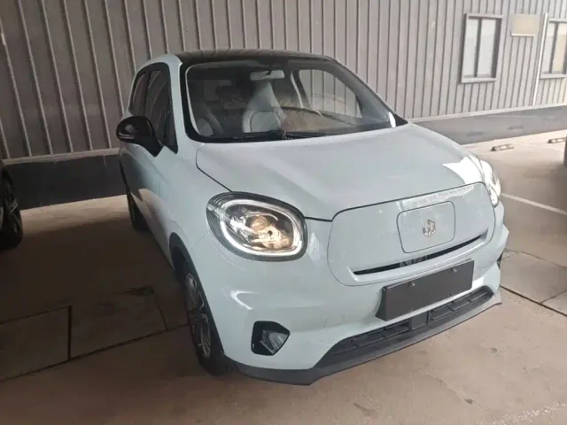 Leapmotor T03 — Фото автомобиля 3