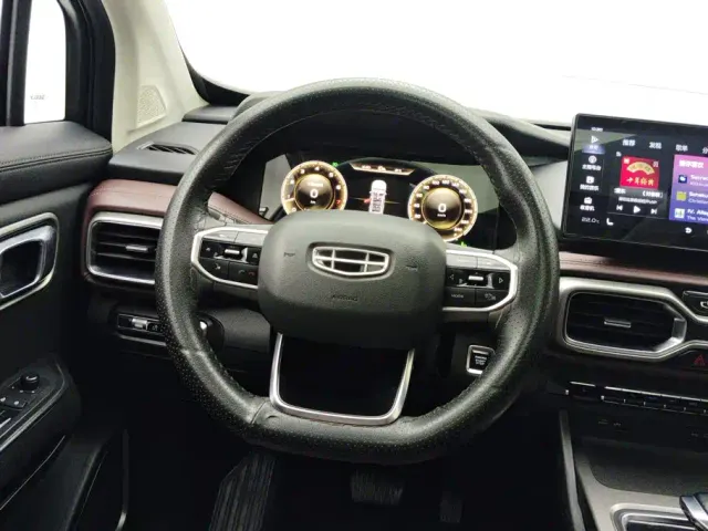 Geely Haoyue — Фото автомобиля 15