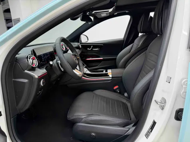 Mercedes-Benz C-Class — Фото автомобиля 11
