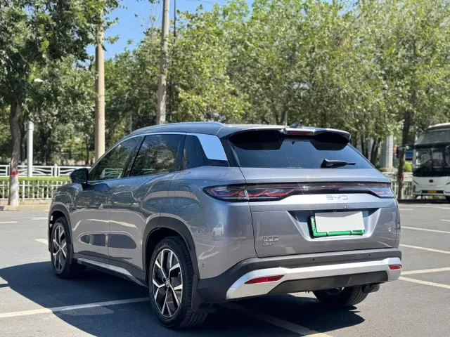 BYD Song L DM-i — Фото автомобиля 12