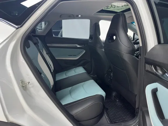 Geely Emgrand S — Фото автомобиля 11