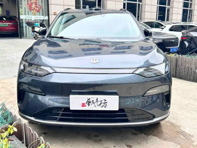 Leapmotor C11 — Фото автомобиля 2