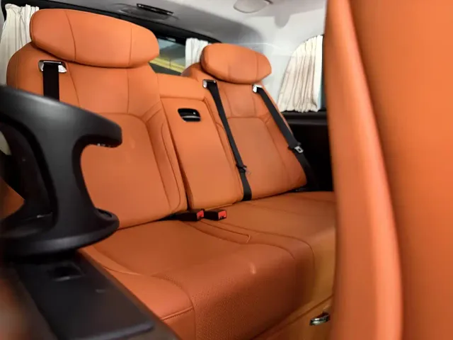 Mercedes-Benz V-Class — Фото автомобиля 9