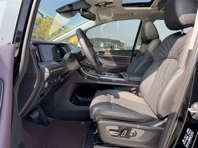 GAC Trumpchi M8 — Фото автомобиля 4