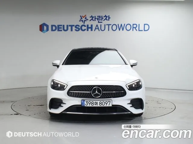 Фотография автомобиля — Mercedes-Benz E-Class W213