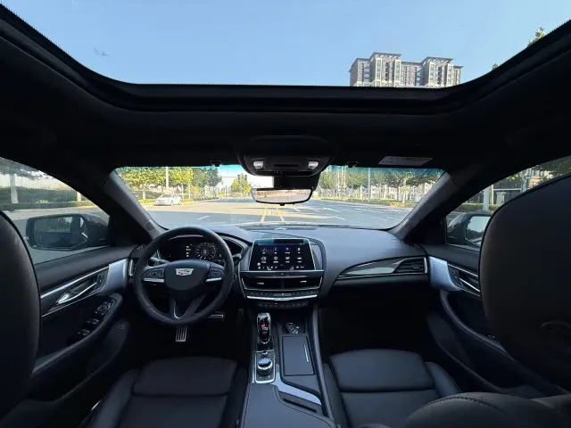 Cadillac CT5 — Фото автомобиля 8