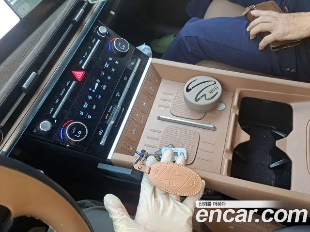Hyundai Santa Fe MX5 — Фото автомобиля 15