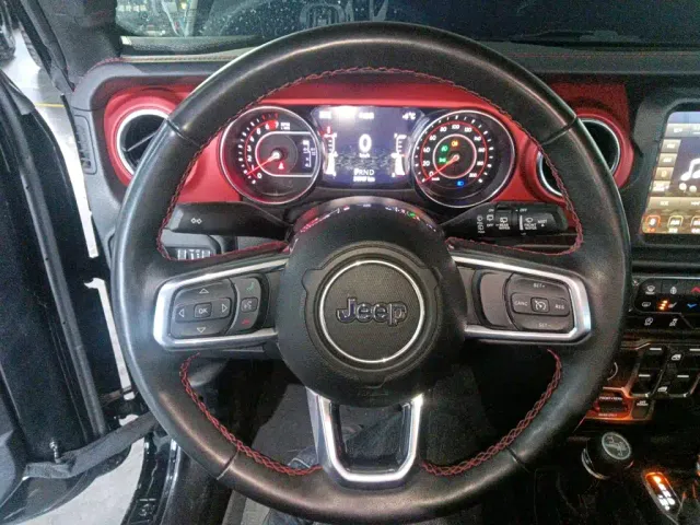 Jeep Wrangler — Фото автомобиля 7