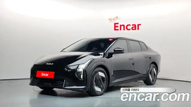 Фотография автомобиля — Kia EV4