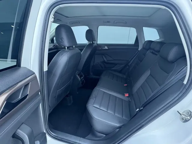 Volkswagen Tharu — Фото автомобиля 8
