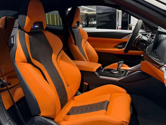 BMW M4 — Фото автомобиля 10