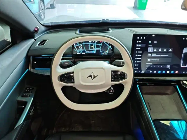 Dongfeng eπ 007 — Фото автомобиля 10