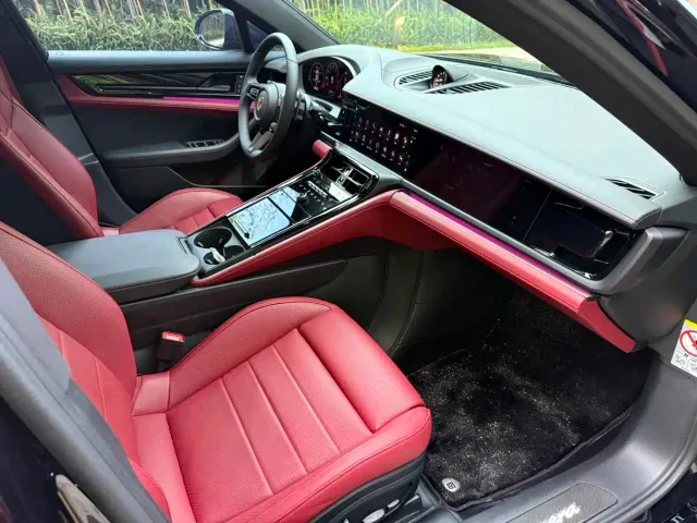 Porsche Panamera — Фото автомобиля 11