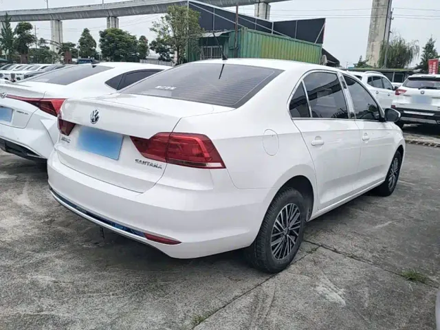 Volkswagen Santana — Фото автомобиля 6