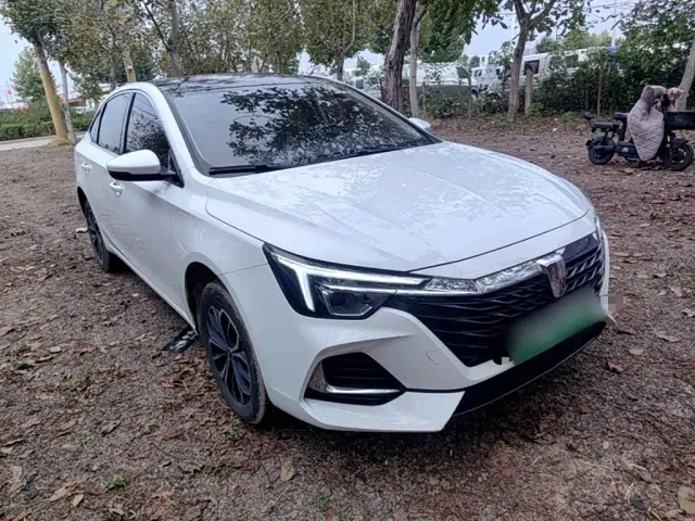 Roewe i6 MAX EV — Фото автомобиля 3