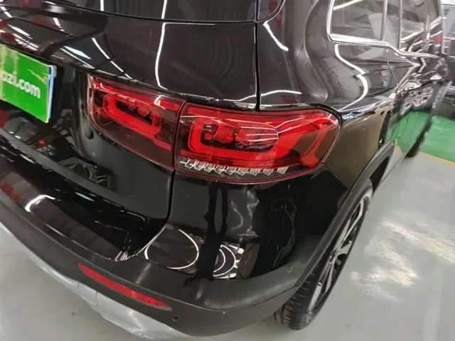 Mercedes-Benz GLB-Class — Фото автомобиля 7