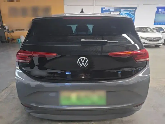 Volkswagen ID.3 — Фото автомобиля 5