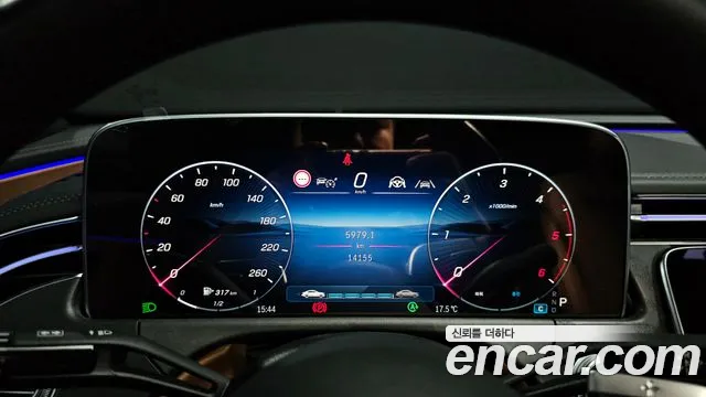 Mercedes-Benz E-Class — Фото автомобиля 8