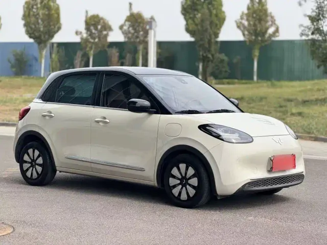 Wuling Bingo — Фото автомобиля 8