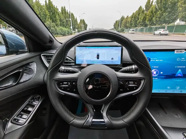 BYD Seal — Фото автомобиля 11