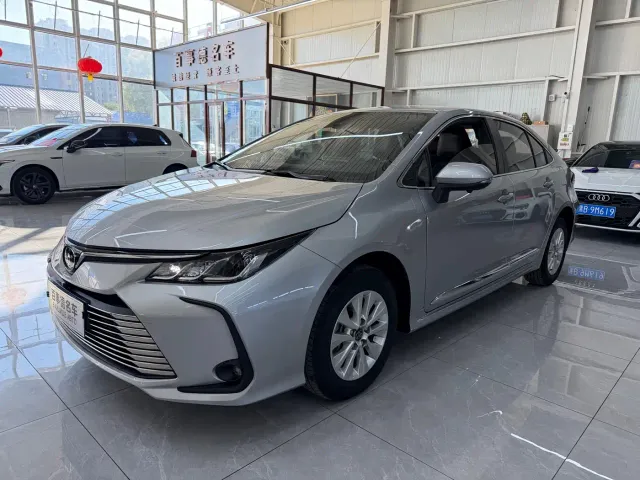 Фотография автомобиля — Toyota Corolla