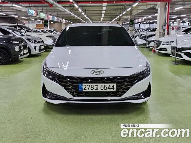 Hyundai Avante CN7 — Фото автомобиля 4