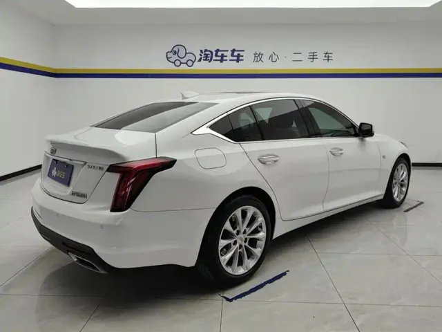 Cadillac CT5 — Фото автомобиля 3