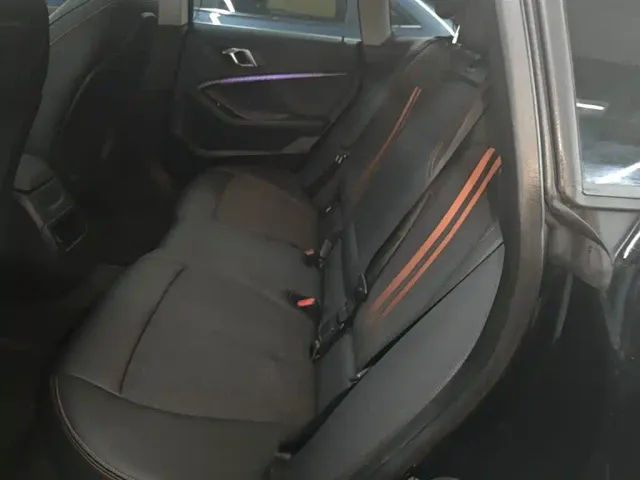BMW 2 Series — Фото автомобиля 16