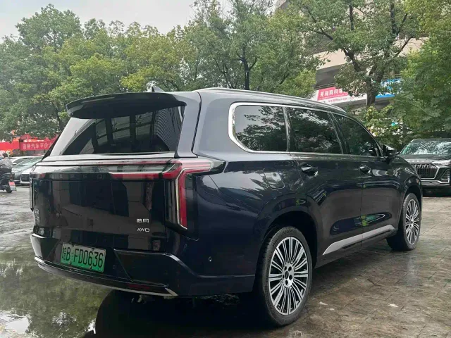 Exeed Landmark C-DM — Фото автомобиля 17