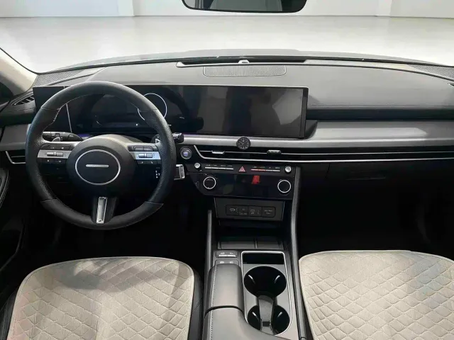 Hyundai Sonata — Фото автомобиля 7