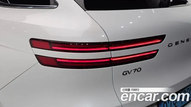 Genesis GV70 Electrified — Фото автомобиля 8