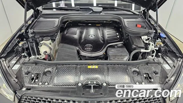 Mercedes-Benz GLE-Class — Фото автомобиля 6