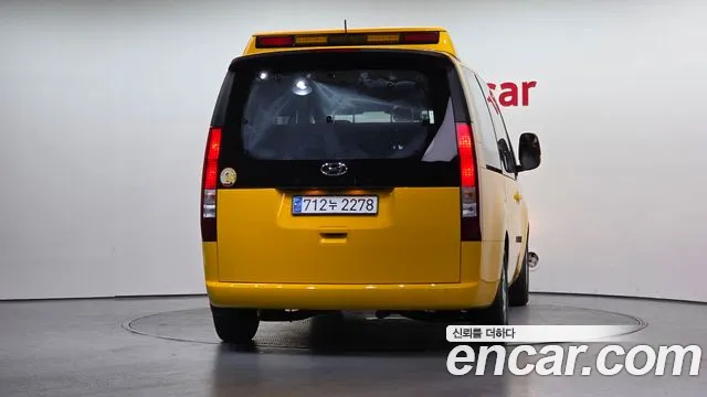 Hyundai Staria — Фото автомобиля 4