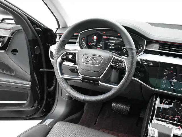 Audi A8 — Фото автомобиля 8
