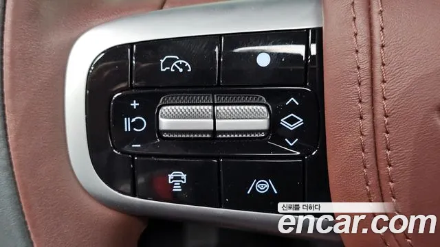 Genesis GV80 — Фото автомобиля 17
