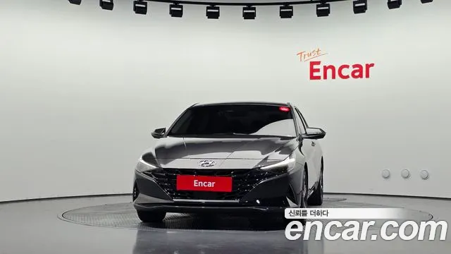 Hyundai Avante CN7 — Фото автомобиля 3