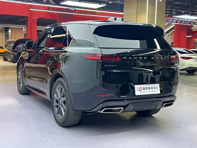 Land Rover Range Rover Sport — Фото автомобиля 17