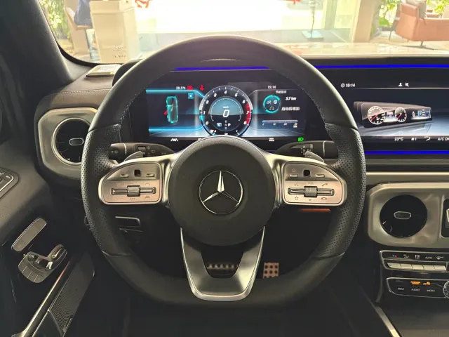 Mercedes-Benz G-Class — Фото автомобиля 15