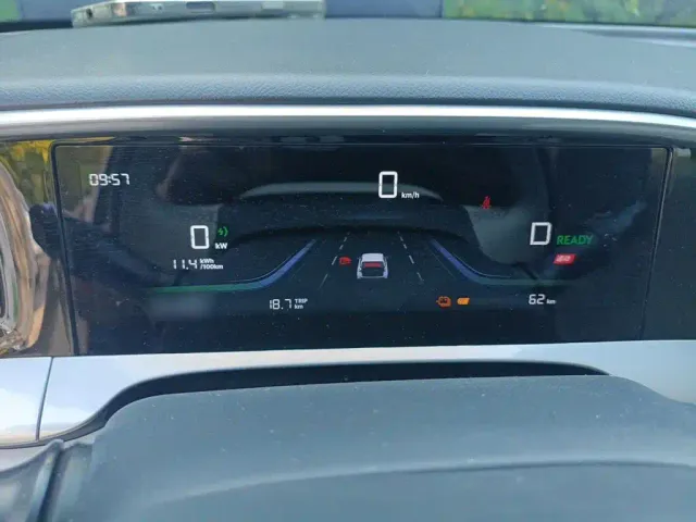 Geely Starry Wish — Фото автомобиля 3