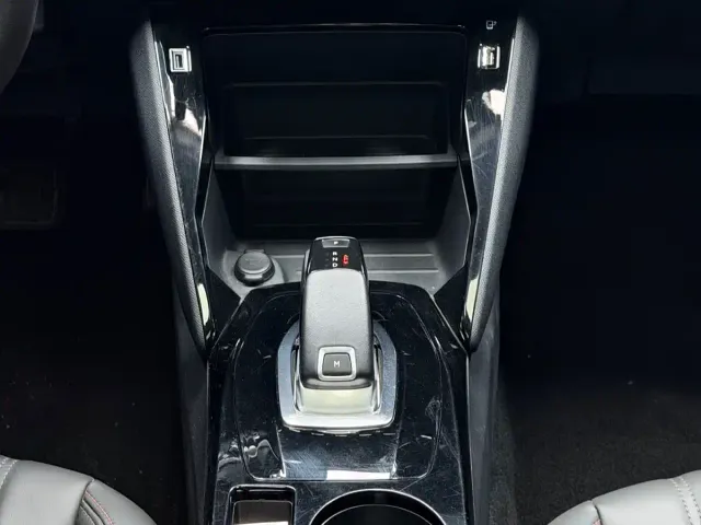 Peugeot 2008 — Фото автомобиля 19