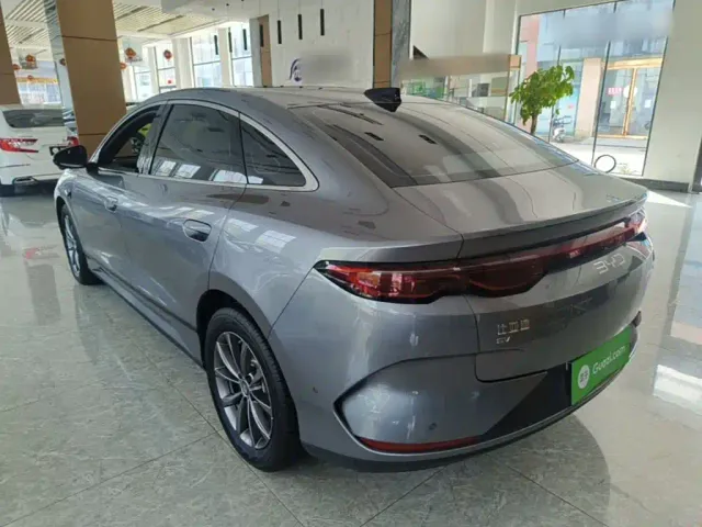 BYD Qin L — Фото автомобиля 4