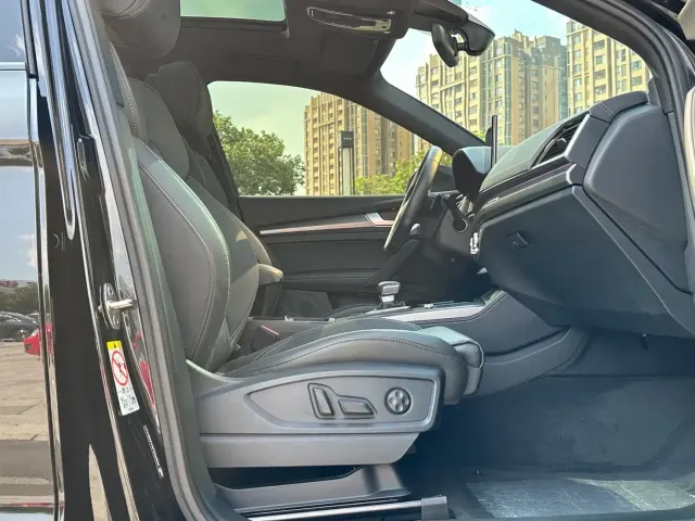 Audi Q5L — Фото автомобиля 19
