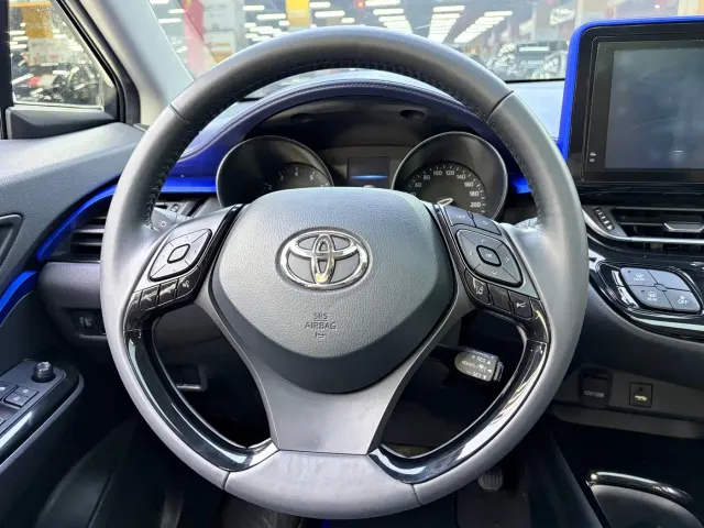 Toyota C-HR — Фото автомобиля 7
