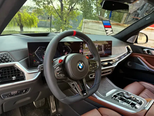 BMW X7 — Фото автомобиля 16