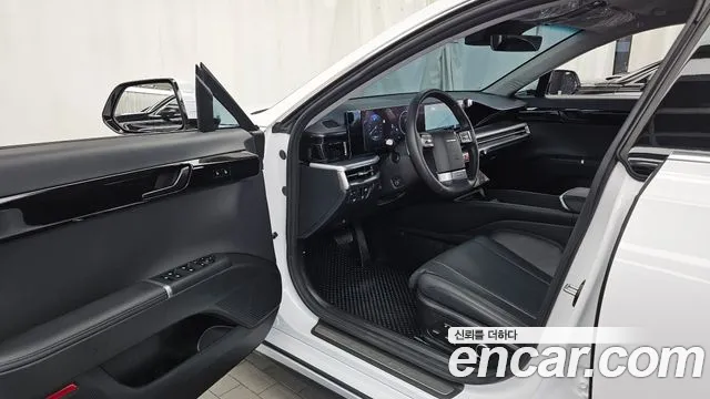 Hyundai Grandeur GN7 — Фото автомобиля 10