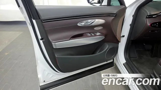 Genesis GV70 2.2 Дизель 2WD — Фото автомобиля 18