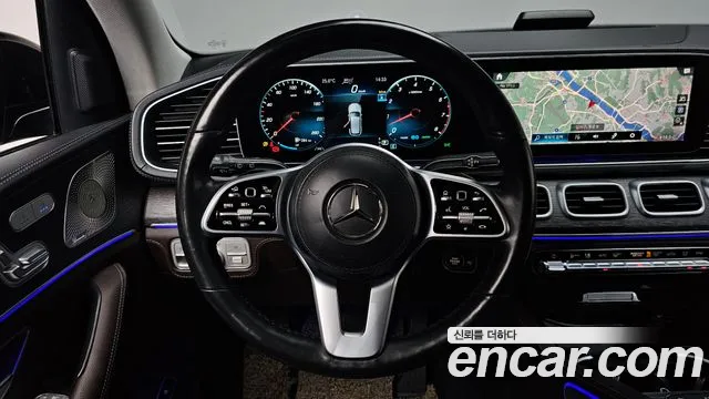 Mercedes-Benz GLE-Class — Фото автомобиля 11