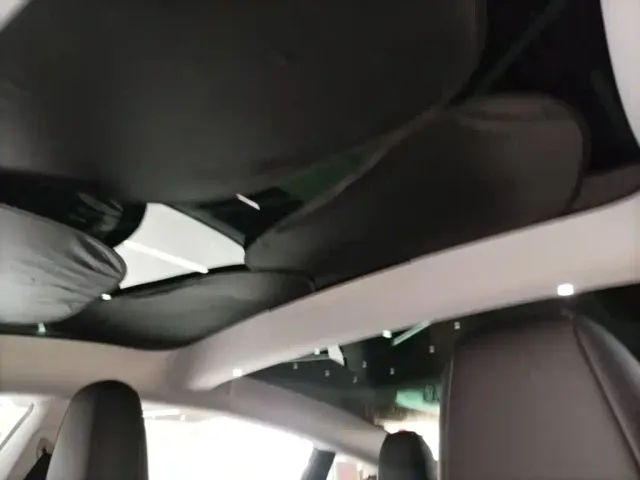 Tesla Model 3 — Фото автомобиля 17