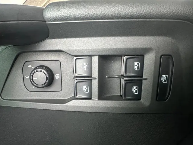 Volkswagen Tharu — Фото автомобиля 11